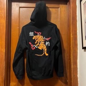 Artist Union Clothing Co. Medium Tiger Hoodie